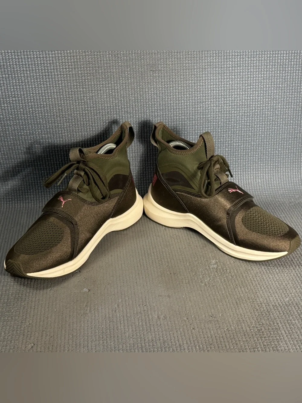 Puma phenom mid
